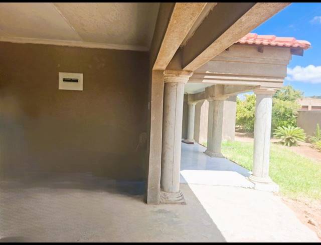 4 BEDROOM HOUSE FOR SALE IN MANKWENG